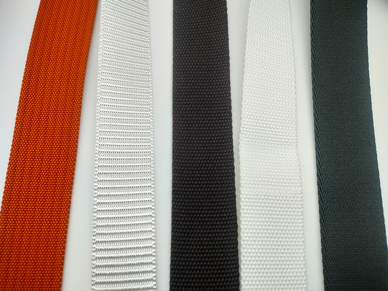 Golf Belt Materials: Woven, Webbed and Leather