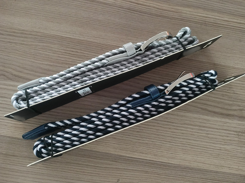 Custom Golf Belt Packaging: Hang Cards & Resealable Polybags Custom Golf Belt Packaging: Hang Cards & Resealable Polybags
